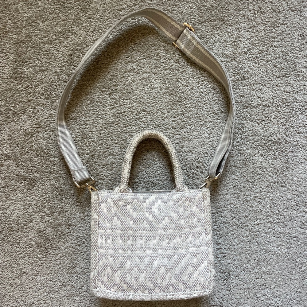 Beachy purse